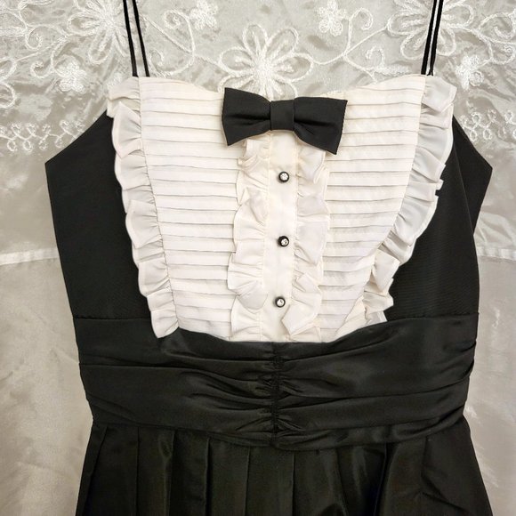 LAST CHANCE!  RARE Vintage Tuxedo Dress! 9 - Picture 5 of 15
